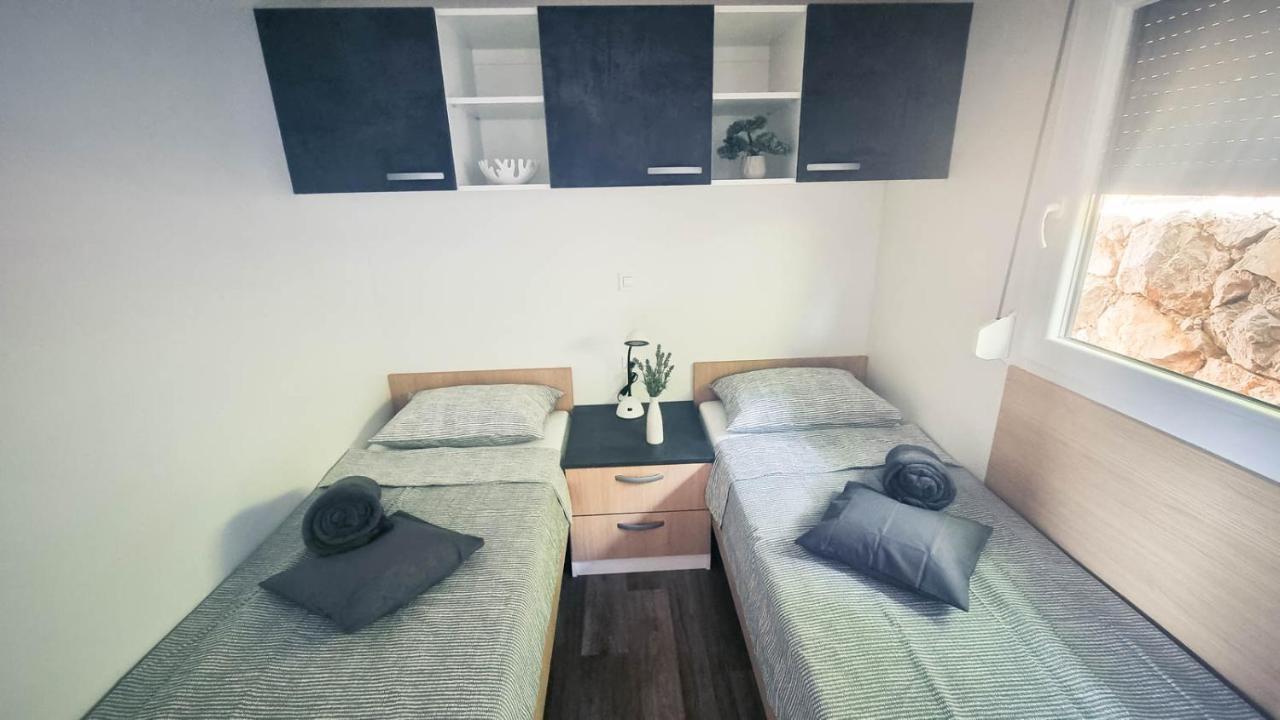 Luxury Mobile Homes Klenovica Extérieur photo